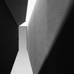 Drzwi-Gustavo Romeiro-finalist-black_and_white-1456