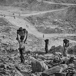 Coal in Jharkhand-Erberto Zani-finalist-black_and_white-1344