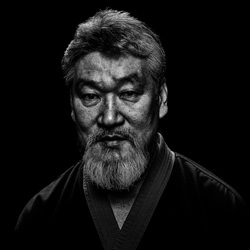 Grand Master Hwang-Jeff Sciortino-finalist-black_and_white-1388