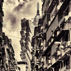 The Grand Lisboa, Macau-Simon Taplin-bronze-black_and_white-2528