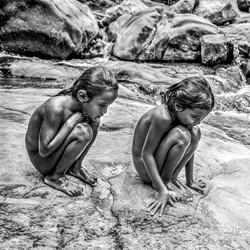 Angel and Her Friend-Chris Calumberan-finalist-black_and_white-2698