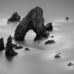 The Sea Arch-Michael Mclaughlin-finalist-black_and_white-2745