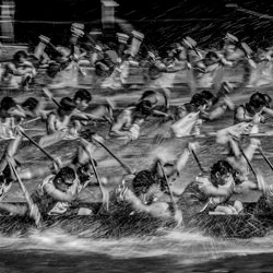DANCE DRAGON_-Tony Li-bronze-black_and_white-2565