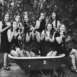 Beauties and Bubbles-Amy Wellenkamp-finalist-black_and_white-2754