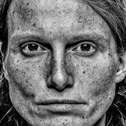 Gaze-Tobias Hildebrandt-finalist-black_and_white-2612
