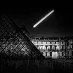 Moon Trails in Paris-Marc Koegel-finalist-black_and_white-4454