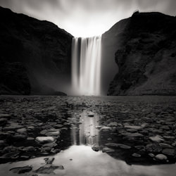 Skodafoss-Florent Serfati-finalist-black_and_white-4393
