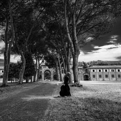 The Lady of mystery-Massimo Barbagli-finalist-black_and_white-4488