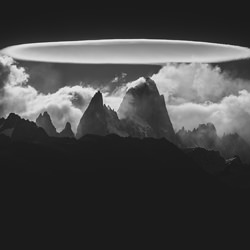 The UFO cloud-Francisco Negroni-bronze-black_and_white-6377