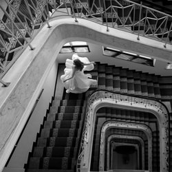 Escaleras-Nana Hank-plata-negro_y_blanco-9370
