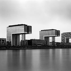 Crane Houses Cologne-Nico Dombrowsky-finalist-black_and_white-12510
