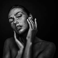 Freckles beauty 8-Martin Krystynek-finalist-black_and_white-12380