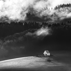 foggy chapel-Florian Schäfer-finalist-black_and_white-15832