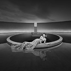 4-Joe Lai-bronze-black_and_white-15453