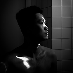 Contour-Ming Chun Ngan-finalist-black_and_white-15859