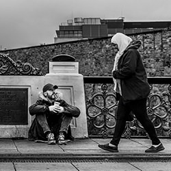 Local Poverty, Immigrant Prosperity-Andrew Hiorth-finalist-black_and_white-15791