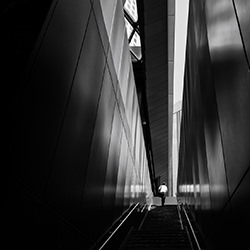LightBeyond-Michiro Konishi-finalist-black_and_white-18436