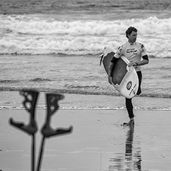Adaptive surfing-Adolfo Enriquez-bronze-black_and_white-18191