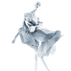 Issey Miyake Paper Dress-Jeffrey Apoian-bronze-fashion-1621