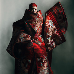 Red Dragon-Boris Edrosa-bronze-fashion-8265