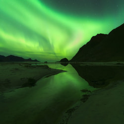 Bend It Like Auroras-Tor Ivar Naess-finalist-fine_art-4225