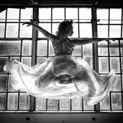 I believe I can fly-Dirk Richter-bronze-fine_art-4110