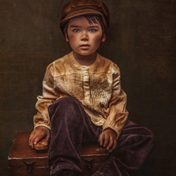Shoeshine boy-Miki Sauce-bronze-fine_art-9427