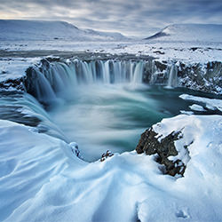 Waterfall of the Gods-Trevor Cole-bronze-landscape-2173