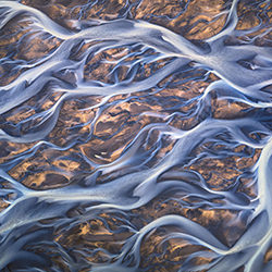 Terraform-Daniel Laan-gold-landscape-17784