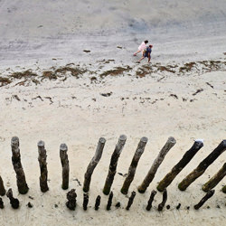 Walking on the beach-Kazsuba Attila-finalist-mobile-6003