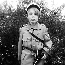 Little soldier-Lars Bech-finalist-mobile-5919