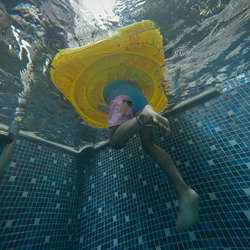 Fille sous l'eau.-Bhargav Lakkaraju-finaliste-mobile-7897