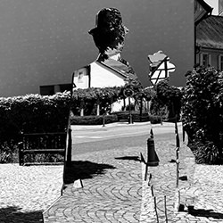 Visible invisible-Laura Bobanovic-bronze-mobile-16581