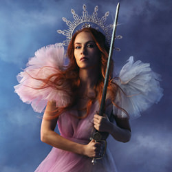 the Queen of Swords-Sonja Hietala-finalist-portrait-8771
