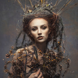 Gaia 3-Nicole Dittus-bronze-portrait-8716
