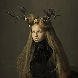 Wild-Gabriela Homolova-argent-portrait-11605