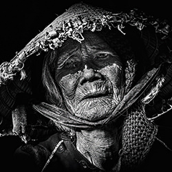 END OF LIFE-Alex Cao-gold-portrait-14703