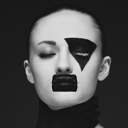Trapped-Gabriela Pantu-silver-portrait-14770