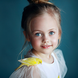 The bird-Olga Nikishova-finalist-portrait-17269