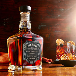 Jack Daniel\'s Single Barrel Select-Powell Jordano-bronze-still_life-10684