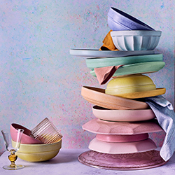 Swan Song-Sally Hulse-finalist-still_life-14192