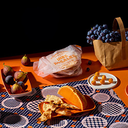 Graphic food in orange-Tyllie Barbosa-finalist-still_life-16880