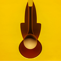 egg&spoon-Carlos Caicedo-bronze-still_life-16773