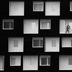 Thinking in boxes-Gino Ricardo-silver-street-9038