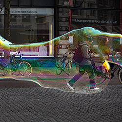 Walking Bubble-Max Van Son-gold-street-17423