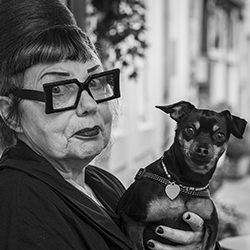 Glasses and Dog-Huub Keulers-gold-street-17425
