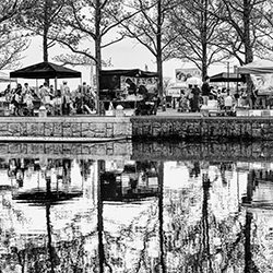 Weekend Market at Aqua World-Mel Yukiina-bronze-street-17383