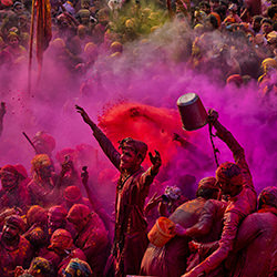 Festival of colors-Azim Khan Ronnie-bronze-travel-12607