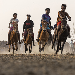Horse racing-Azim Khan Ronnie-finalist-travel-12691