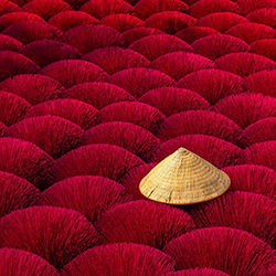 How to stand out in the crowd-James Tennison-silver-travel-15001